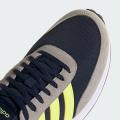 Мужские кроссовки Adidas Run 70s - IG1184