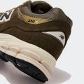 Мужские кроссовки New Balance 2002R - M2002RZD