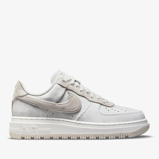 Мужские кроссовки Nike Air Force 1 Luxe - DD9605-100