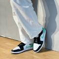 Мужские кроссовки Nike Air Jordan 1 Low - 553558-131