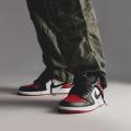 Мужские кроссовки Nike Air Jordan 1 Low - 553558-612