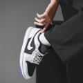 Мужские кроссовки Nike Air Jordan 1 Retro Low Q54 - HQ0764-001
