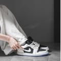 Мужские кроссовки Nike Air Jordan 1 Retro Low Q54 - HQ0764-001