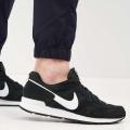 Мужские кроссовки Nike Venture Runner Suede - CQ4557-001