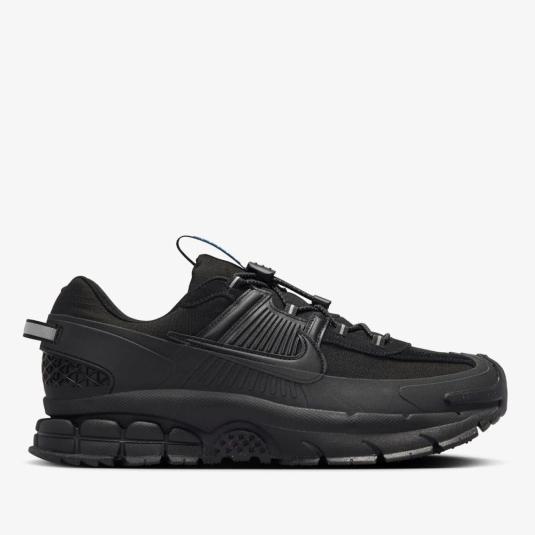 Мужские кроссовки Nike Zoom Vomero Roam Winterized - FV2295-002