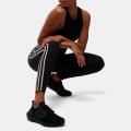 Женские кроссовки Adidas Ultraboost 22 - GX5587