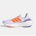 Женские кроссовки Adidas Ultraboost Light - HQ6354