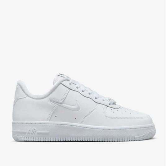 Женские кроссовки Nike Air Force 1 '07 SE - FB8251-100