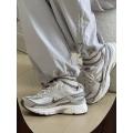 Женские кроссовки Nike Initiator - IB4339-001
