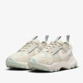 Женские кроссовки Nike TC 7900 - DD9682-102