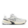 Женские кроссовки Nike V2K Run - FD0736-102