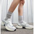 Женские кроссовки Nike V2K Run - FD0736-102