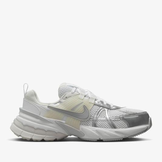 Женские кроссовки Nike V2K Run - FD0736-104