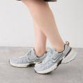 Женские кроссовки Nike V2K Run - FN6703-003