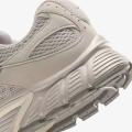 Женские кроссовки Nike V5 RNR - II6294-201