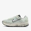 Женские кроссовки Nike Zoom Vomero 5 - FN6742-001