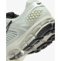 Женские кроссовки Nike Zoom Vomero 5 - FN6742-001