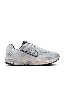 Женские кроссовки Nike Zoom Vomero 5 - FN6742-002