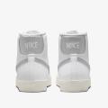 Женские кроссовки Nike Blazer Mid 77 ESS - DQ7574-100