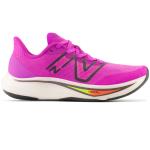 Женские кроссовки New Balance Fuel Cell Rebel v3
